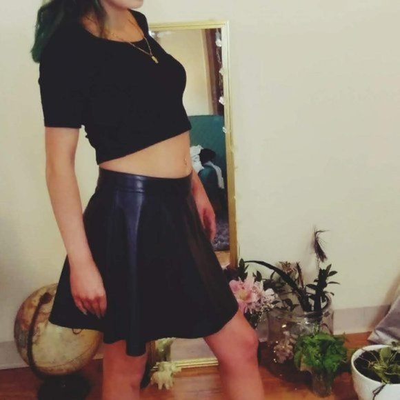 DIVIDED High Waisted Faux Leather Mini Skirt EUC - Picture 3 of 4